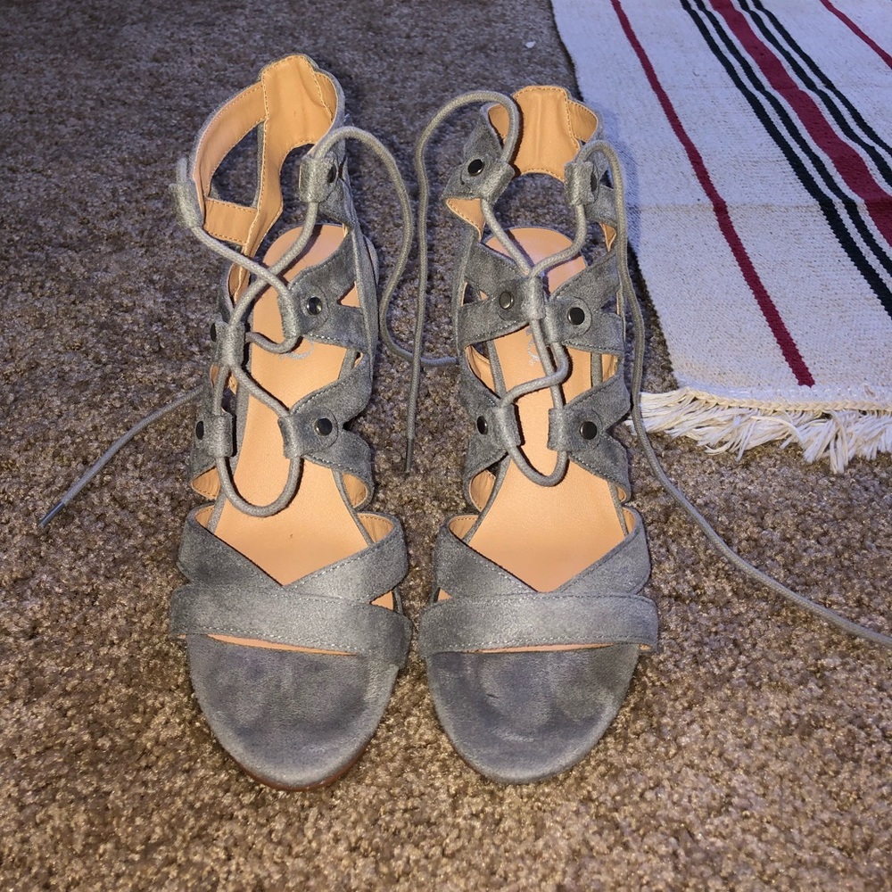 suede blue XOXO heels!